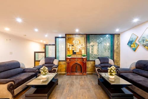 Hotel Garden View Karol Bagh – Affordable & Budget Premium 3-Star Hotel with Luxury, Comfort & Convenience About Hotel Garden View Karol Bagh – Affordable, Budget-Friendly Premium 3-Star Hotel in Delhi